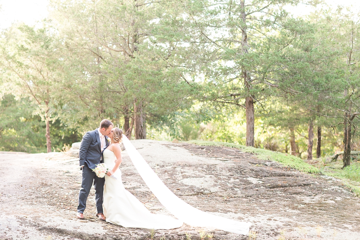a-romantic-pastel-wedding-mill-at-fine-creek-photo_3455