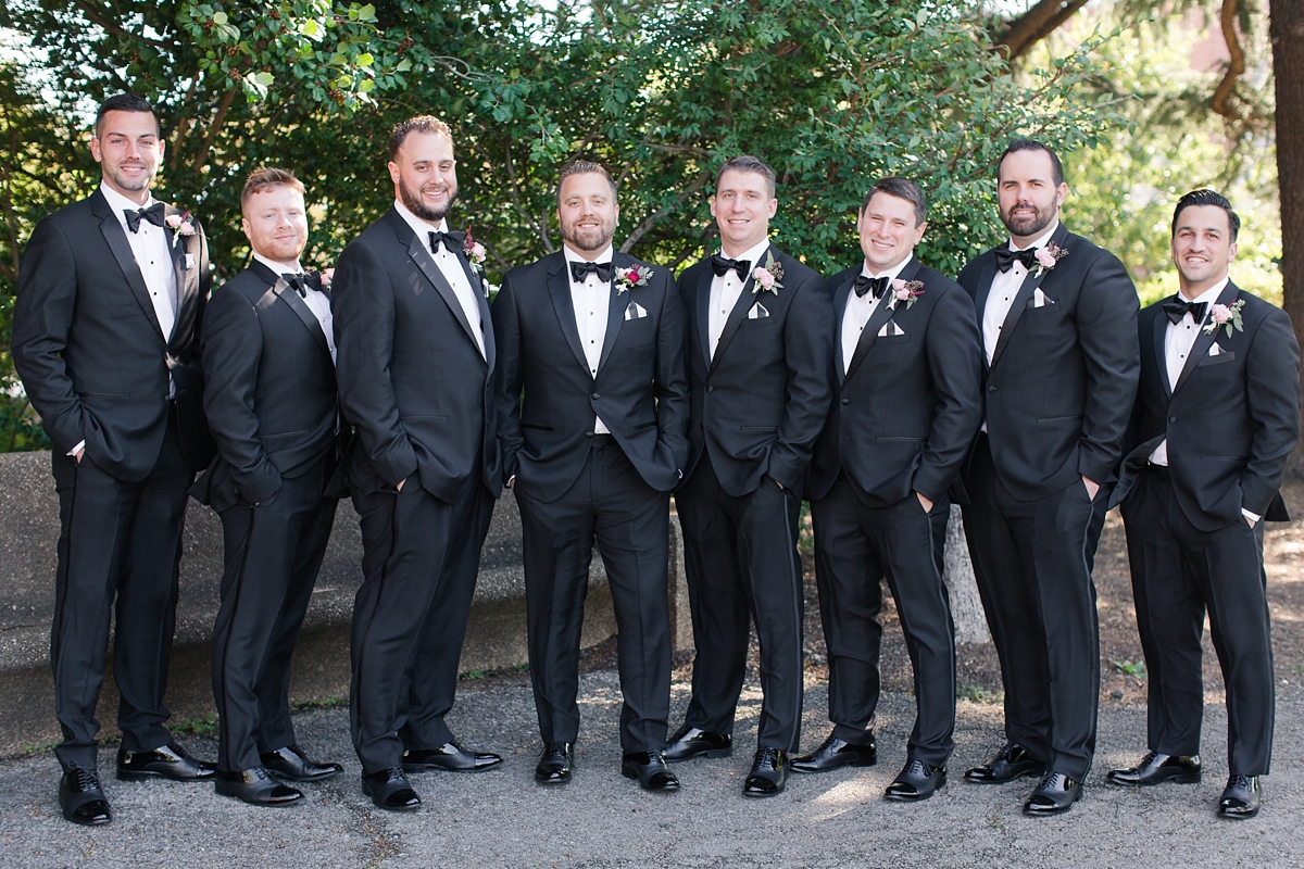 classic-black-and-white-union-station-wedding-pictures_3999