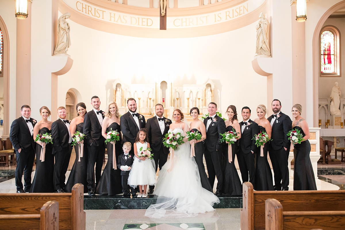 classic-black-and-white-union-station-wedding-pictures_4040